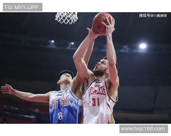 新疆对阵广州的精彩直播盛况全程回顾与分析 新疆对阵广州的精彩直播盛况全程回顾与分析