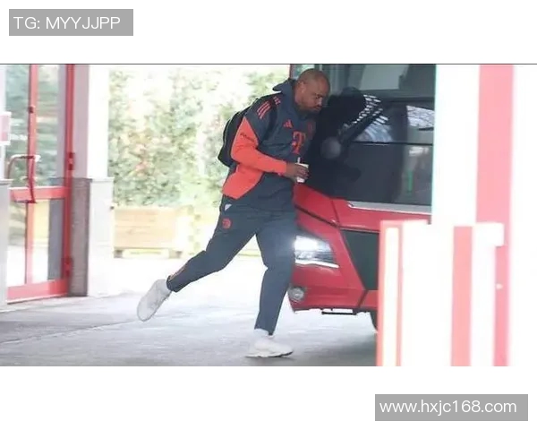 法联赛杯激战特鲁瓦对决朗斯双方争夺晋级名额的精彩对抗